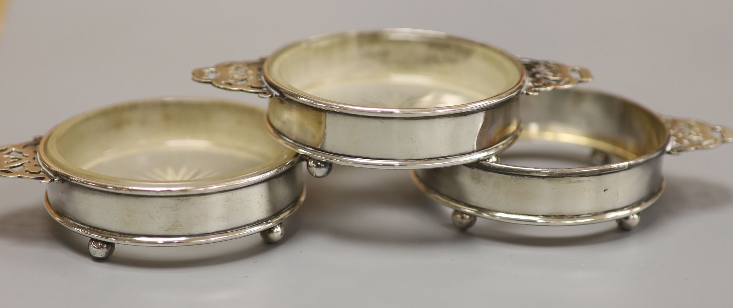 Small silver including three butter dishes, vesta case, two napkin rings etc.